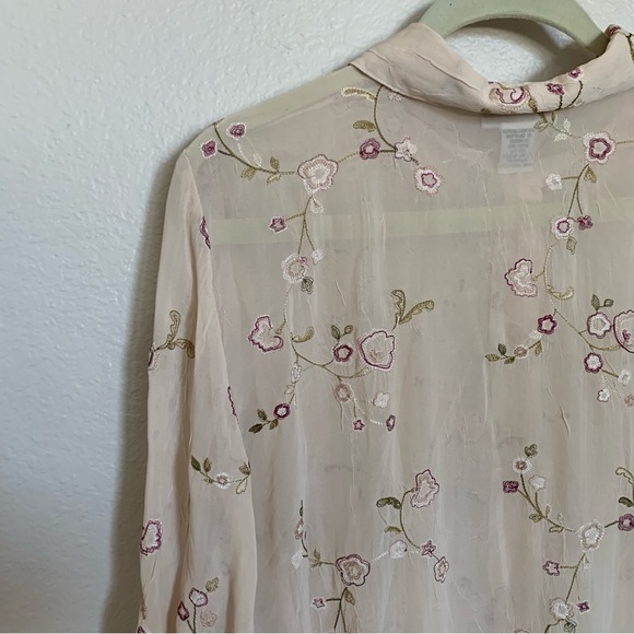 Avenue | Size 14/16 Long Sleeve Floral Button Up Collard Blouse Embroidered - Picture 7 of 13